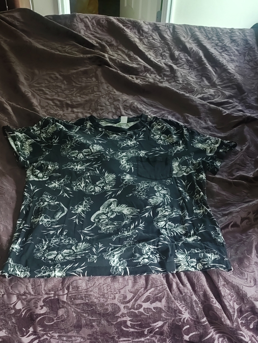 H&M Black and White Floral Pocket Tee